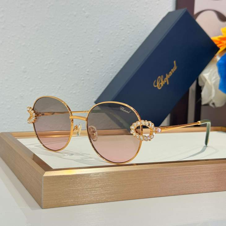 Picture of Chopard Sunglasses _SKUfw76988245fw